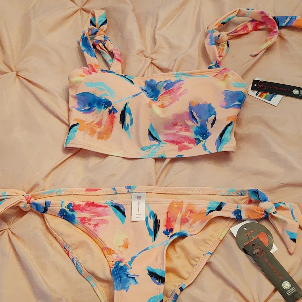 NWT No Boundaries bikini - Picture 1 of 7